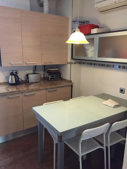 Appartamento Amplio Piso En Nervion, Excelente Zona De La Ciudad. Siviglia Esterno foto