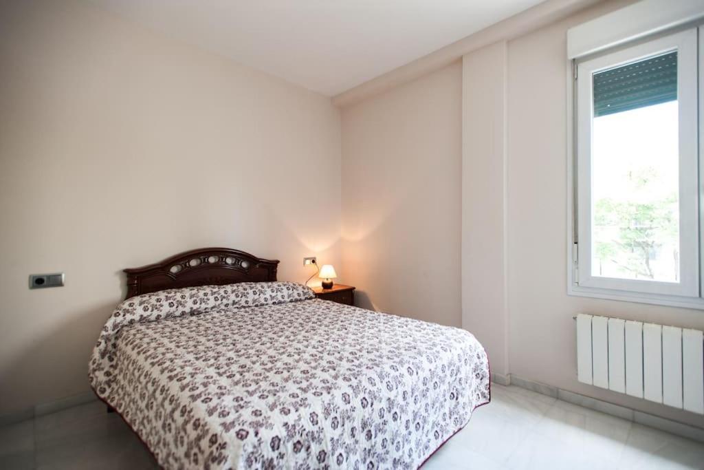 Appartamento Amplio Piso En Nervion, Excelente Zona De La Ciudad. Siviglia Esterno foto